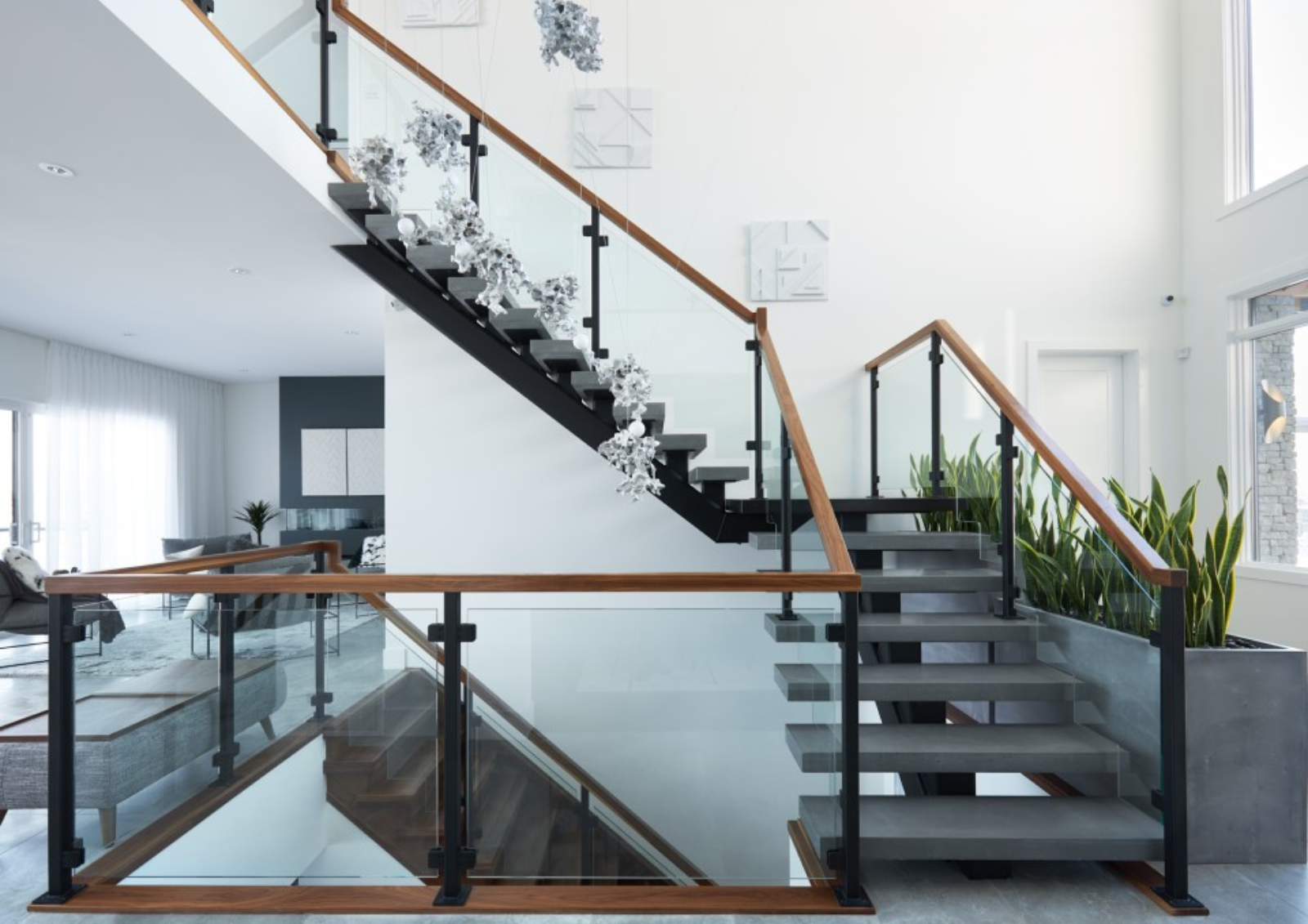 Modern Staircase Glass Railings